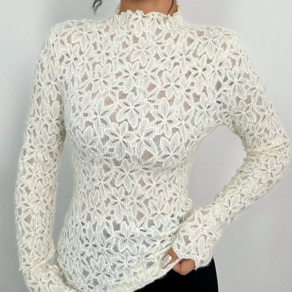 White Casual Women's Floral Patterned Stand Collar Long Sleeve Fitted Blouse - Picture 4 of 6